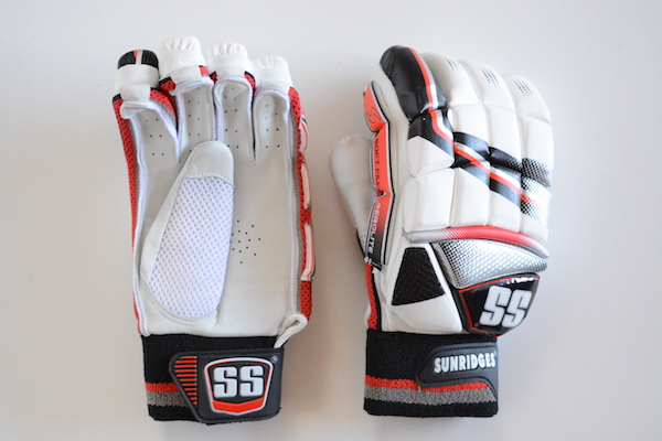 SS AeroLite Batting Cricket Gloves